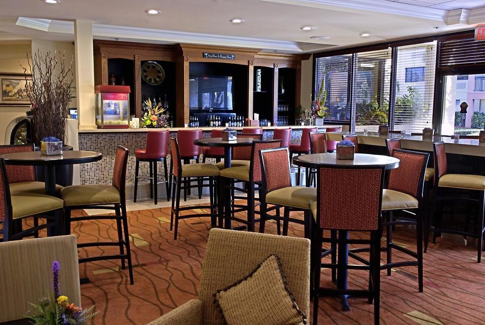 Courtyard By Marriott Orlando Lake Buena Vista At Vista Centre Dış mekan fotoğraf