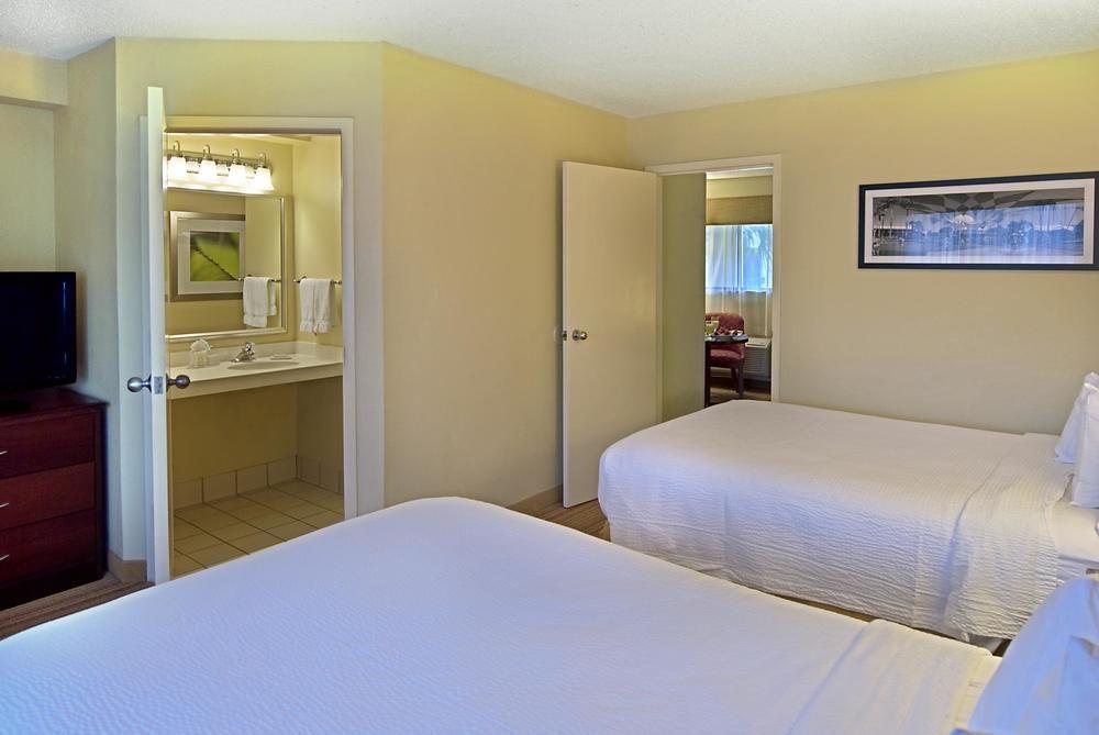 Courtyard By Marriott Orlando Lake Buena Vista At Vista Centre Dış mekan fotoğraf