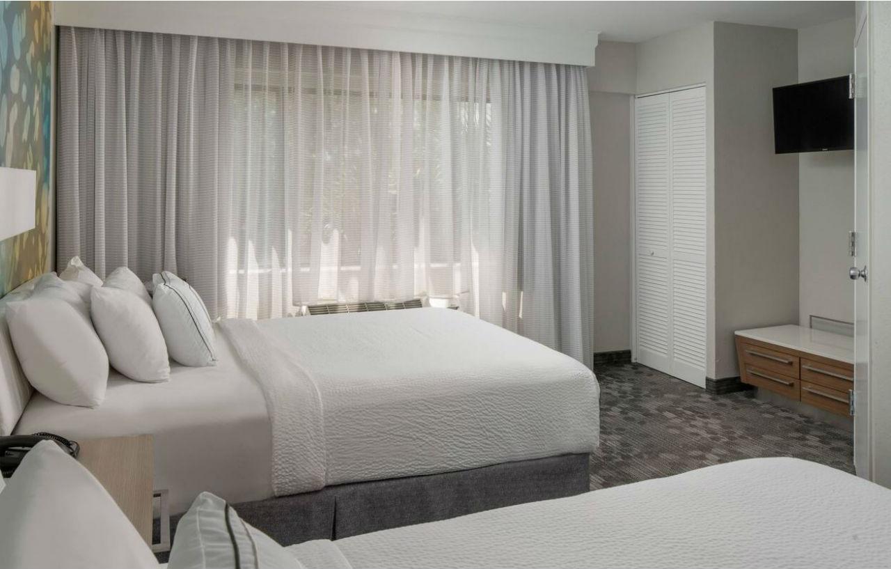 Courtyard By Marriott Orlando Lake Buena Vista At Vista Centre Dış mekan fotoğraf